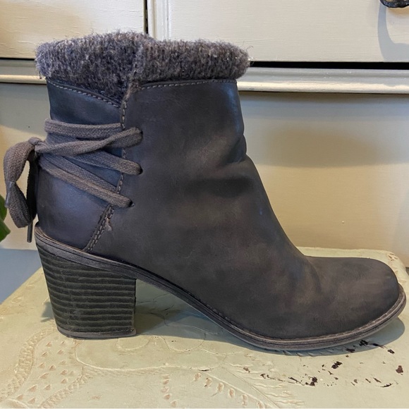 Roxy Dakota Gray Heeled Faux Fur Boot - Picture 8 of 10